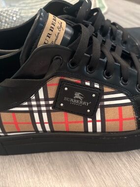Burberry shoe